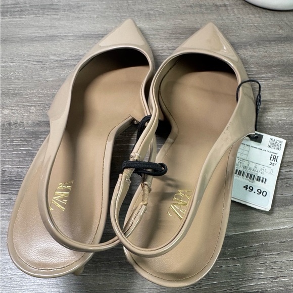 BNWT Zara Faux Patent Leather Nude Slingback size 38/US7.5 - Picture 5 of 7